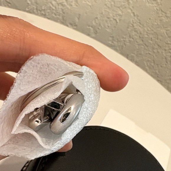 NWT Marc Jacobs x The Wizard of Oz Black Round Coin Purse - Picture 5 of 6